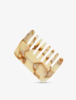 The Petit Acetate Comb