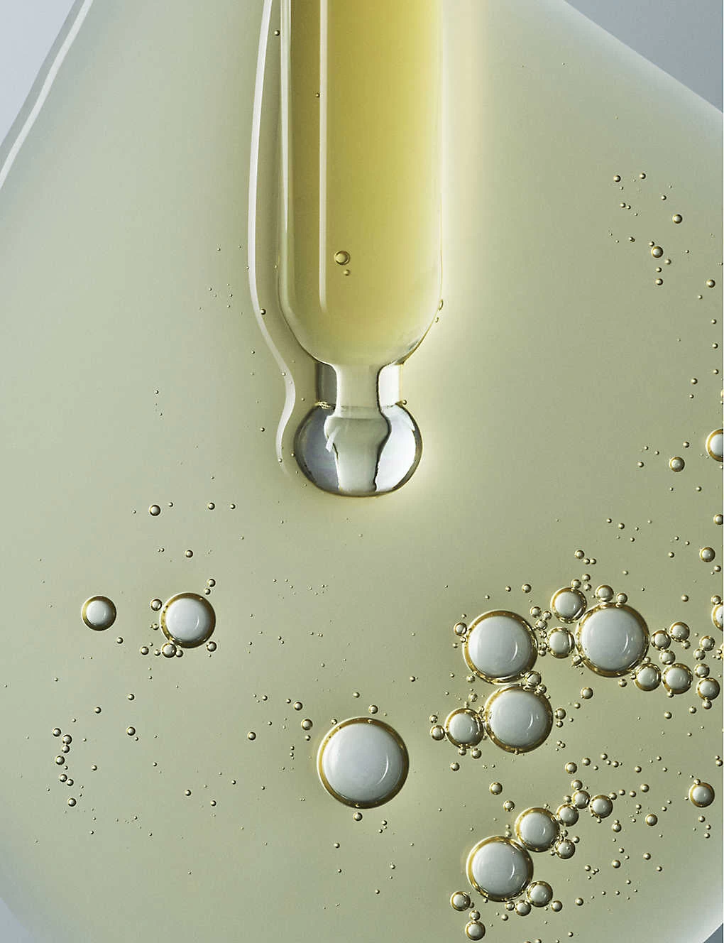 Aveda Scalp Solutions Overnight Recovery Serum 50ml - Image 2