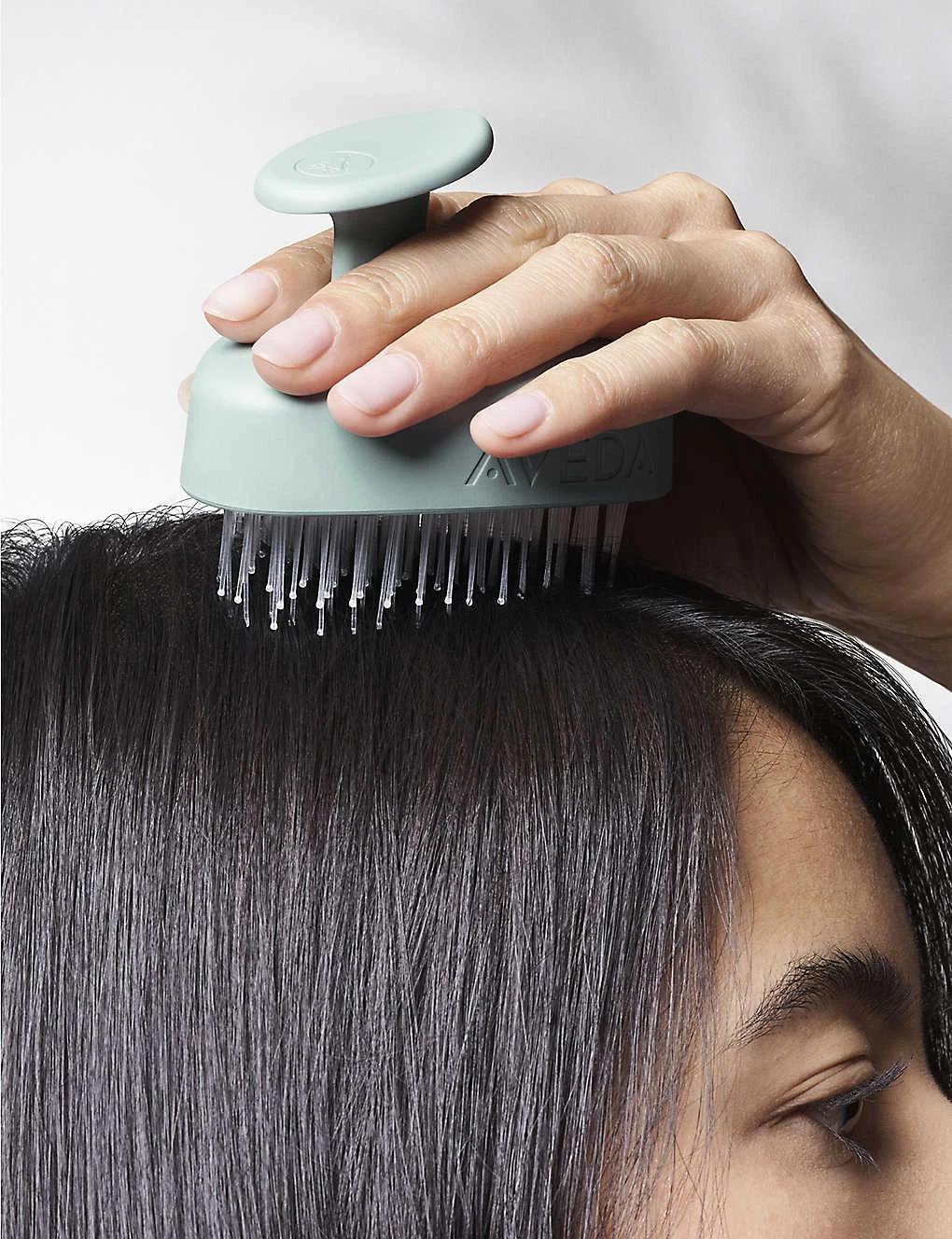 Aveda Scalp Solutions Stimulating Scalp Massager - Image 3