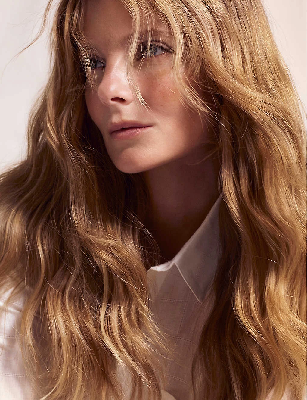 Oribe Serene Scalp Oil Control Treatment Mist 125ml - Image 4