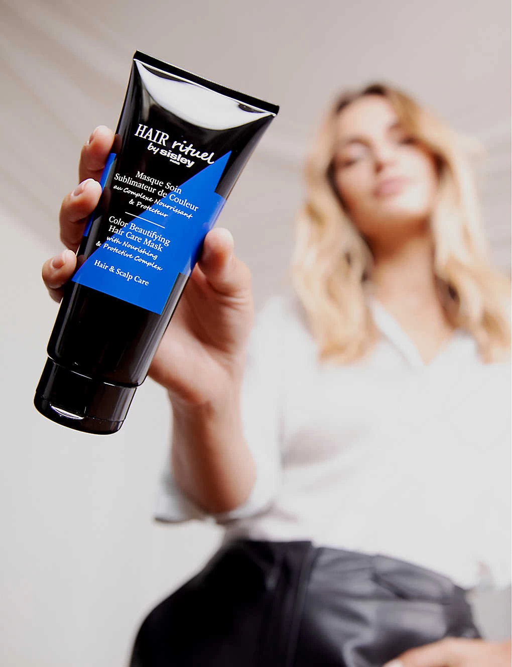 Sisley Hair Rituel Colour Beautifying Hair Care Mask 200ml - Image 6